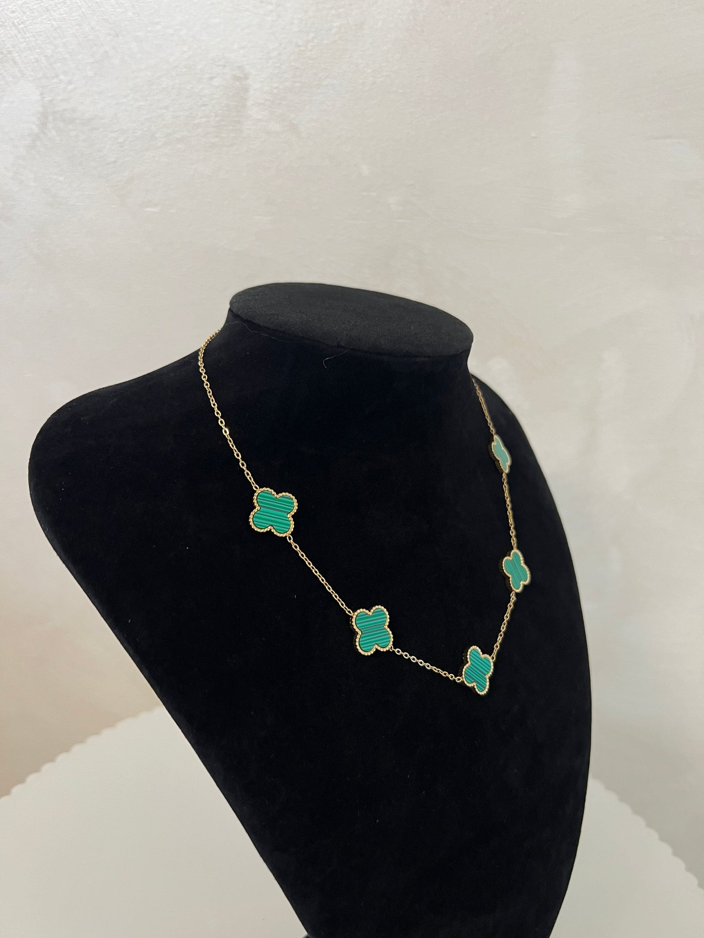 Clover necklace